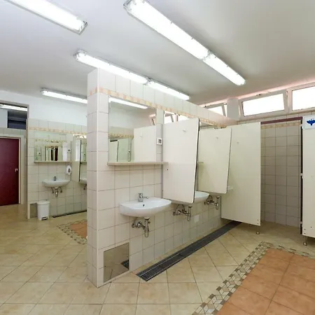 Caravans Zelena Laguna 포레치